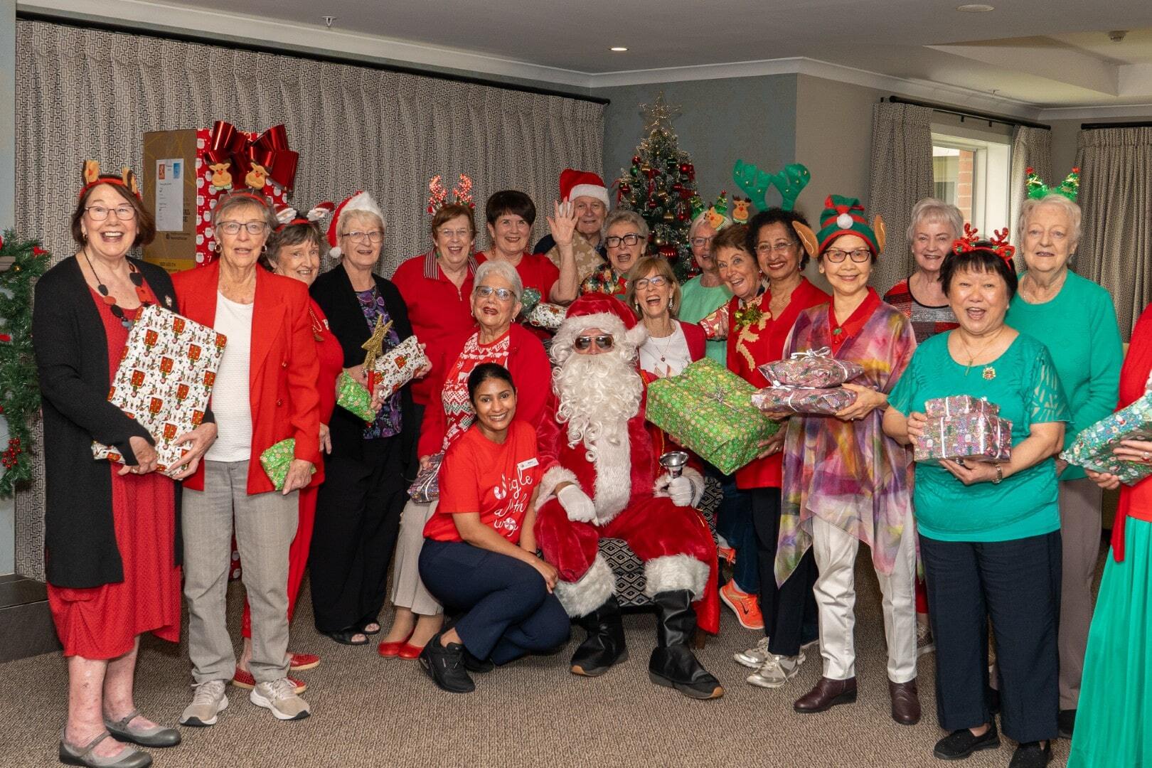 RizeUp Australia - Ryman Christmas Donation - Nellie Melba - Dec 2025-34 (Large)-min