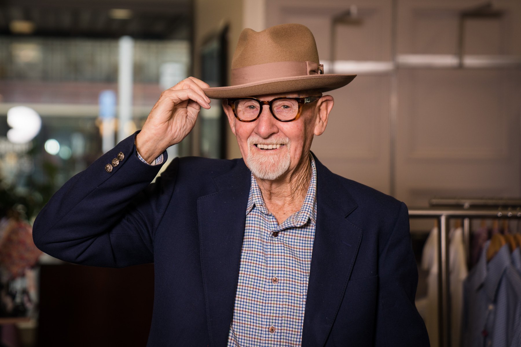2020-07-30-Ryman-Styling-1800px-09123