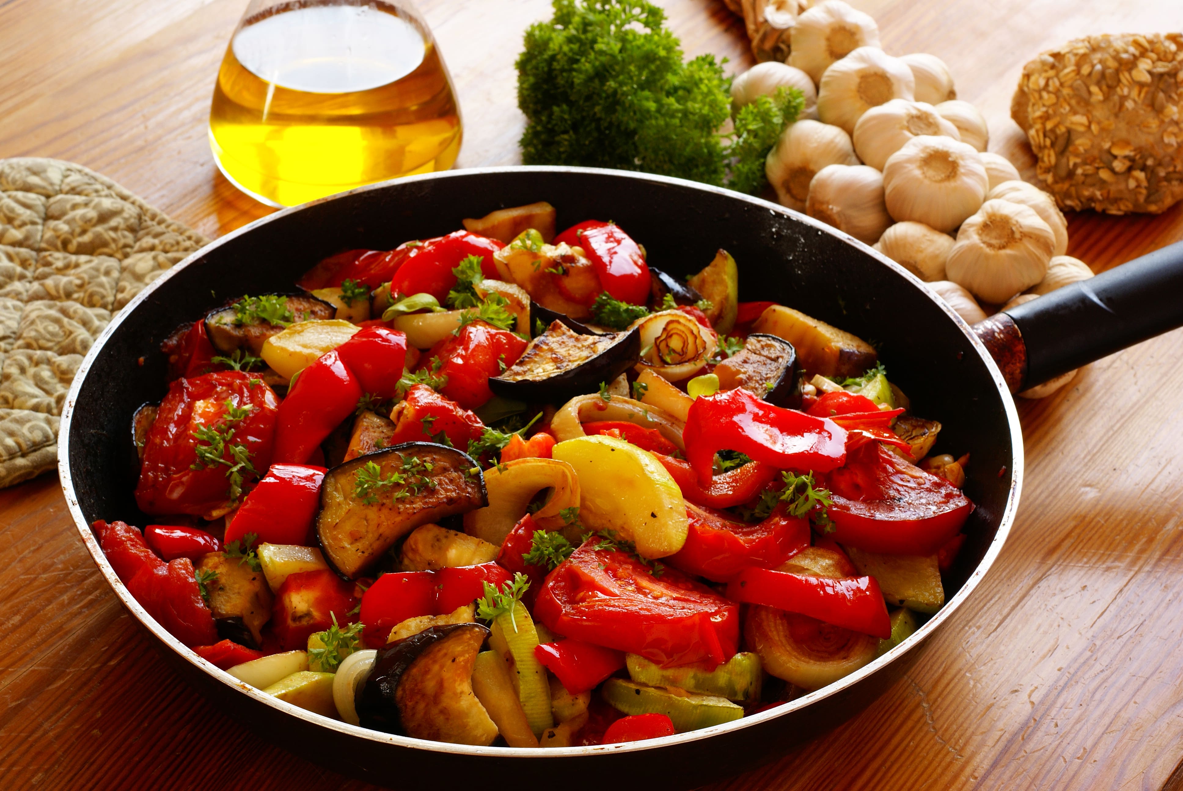 bigstock-Ratatouille-26952740-min