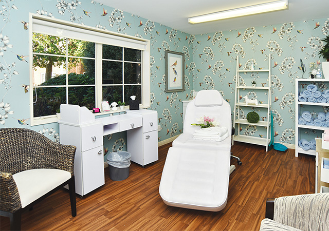 250407 WD Pampering Tile 640x450
